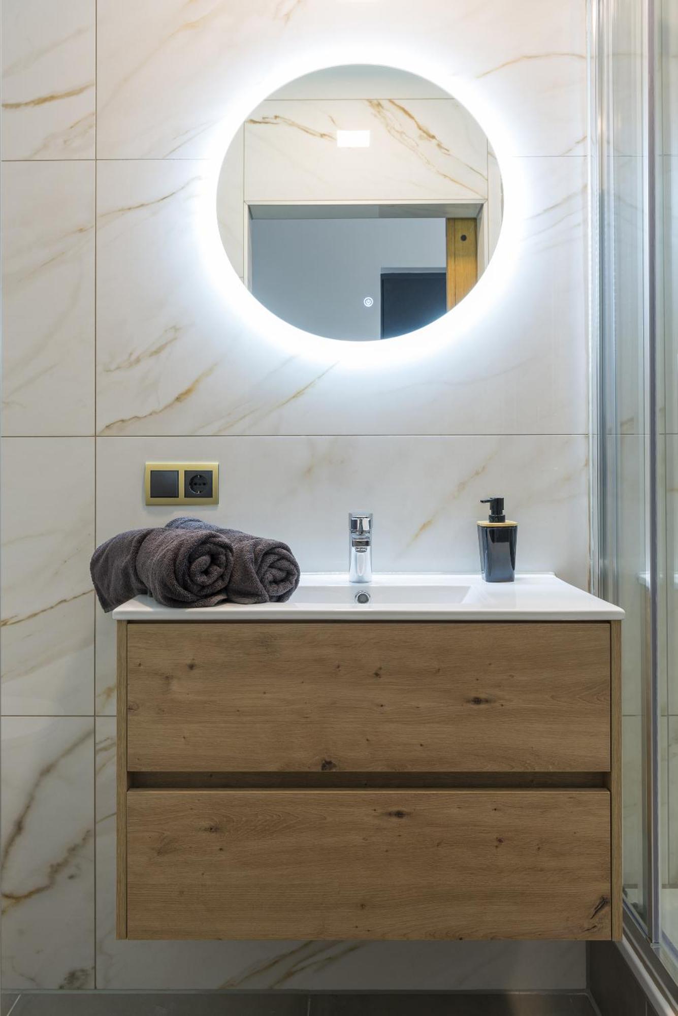 Hotspot Location, Wifi, Bed En Koffie Harmony Apartment Tilburg Bagian luar foto